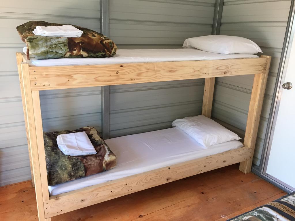 Lupine Cabin, Glamour Camping, Stunning Skies And Sunrise Views มอนติเชลโล ภายนอก รูปภาพ